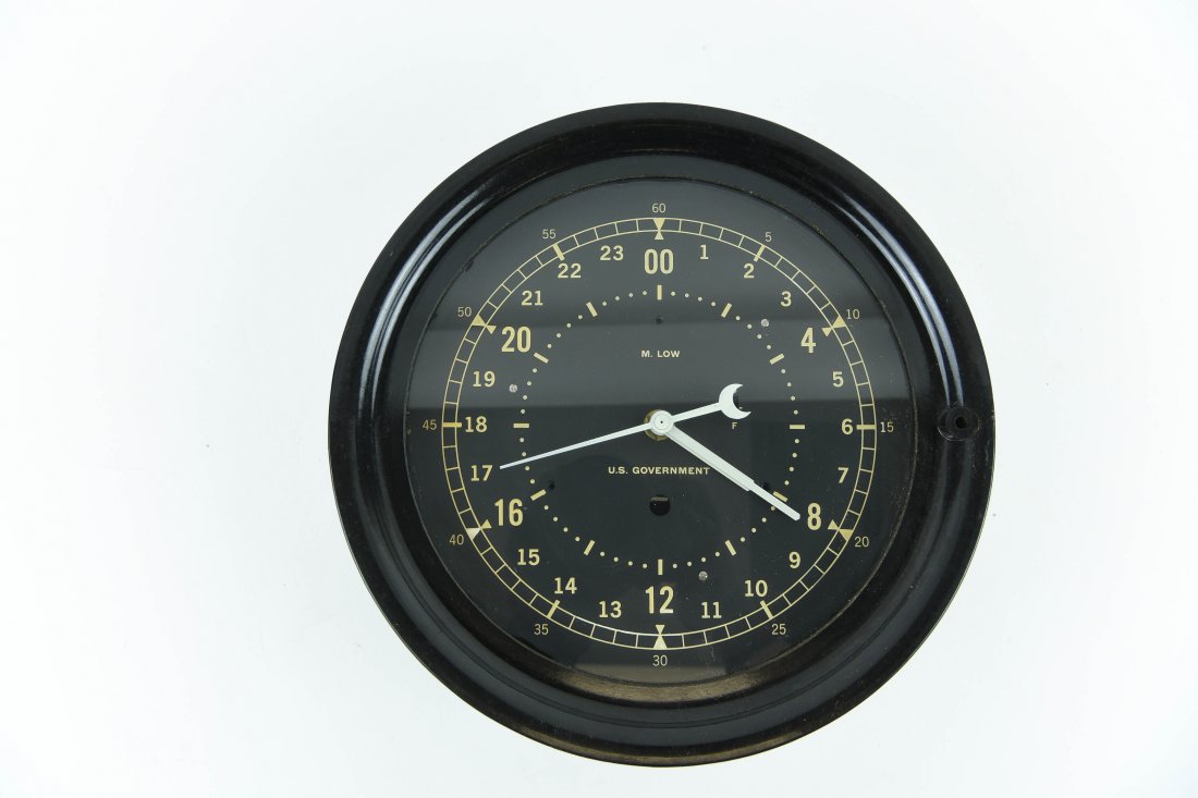 M. LOW U.S. GOVERNMENT LARGE SHIPS CLOCK (1 of 5)