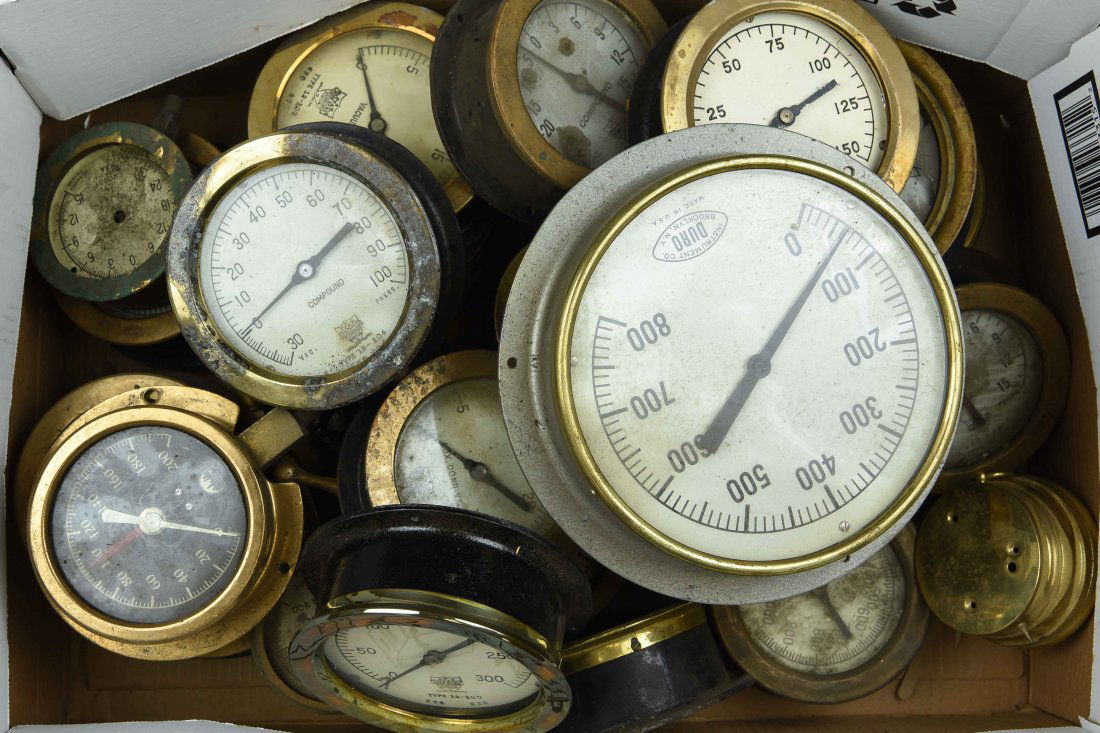 GROUPING OF SHIPS STEAM AND PRESSURE GAUGE (1 of 7)