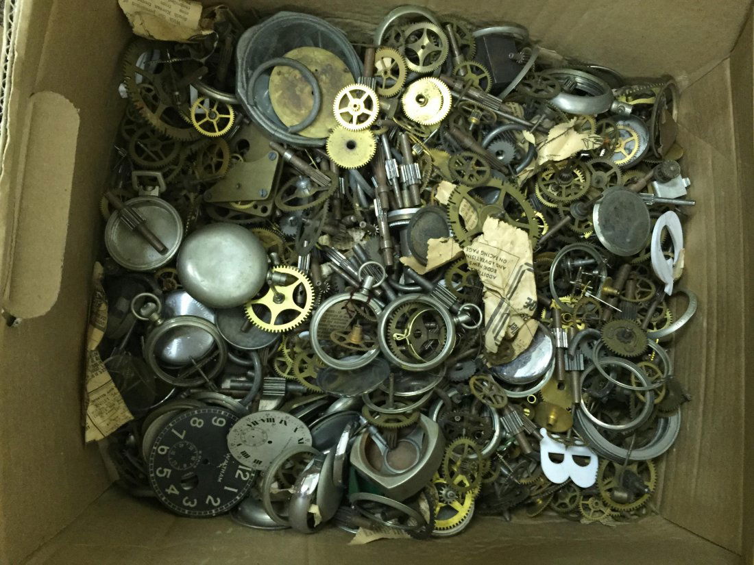 GROUPING OF CLOCK & WATCH PARTS, GEARS,CASES ETC (1 of 8)