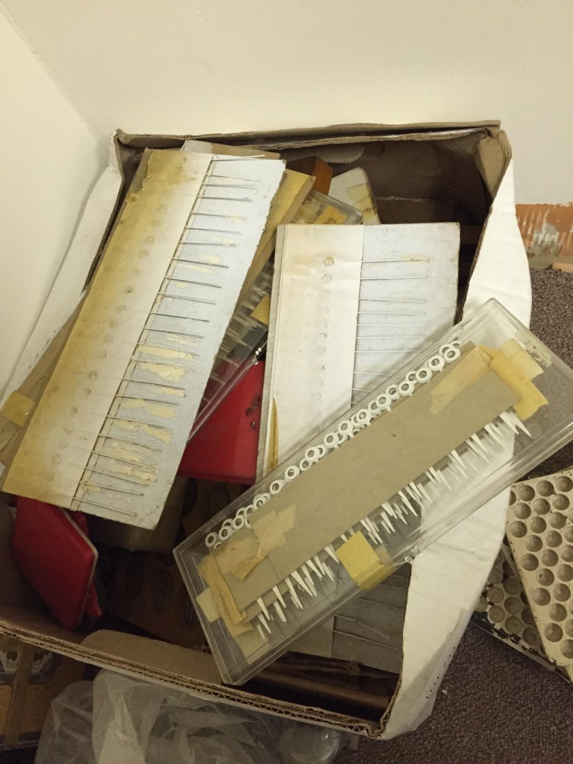 GROUPING OF CLOCK & WATCH PARTS INCL. HANDS (1 of 6)