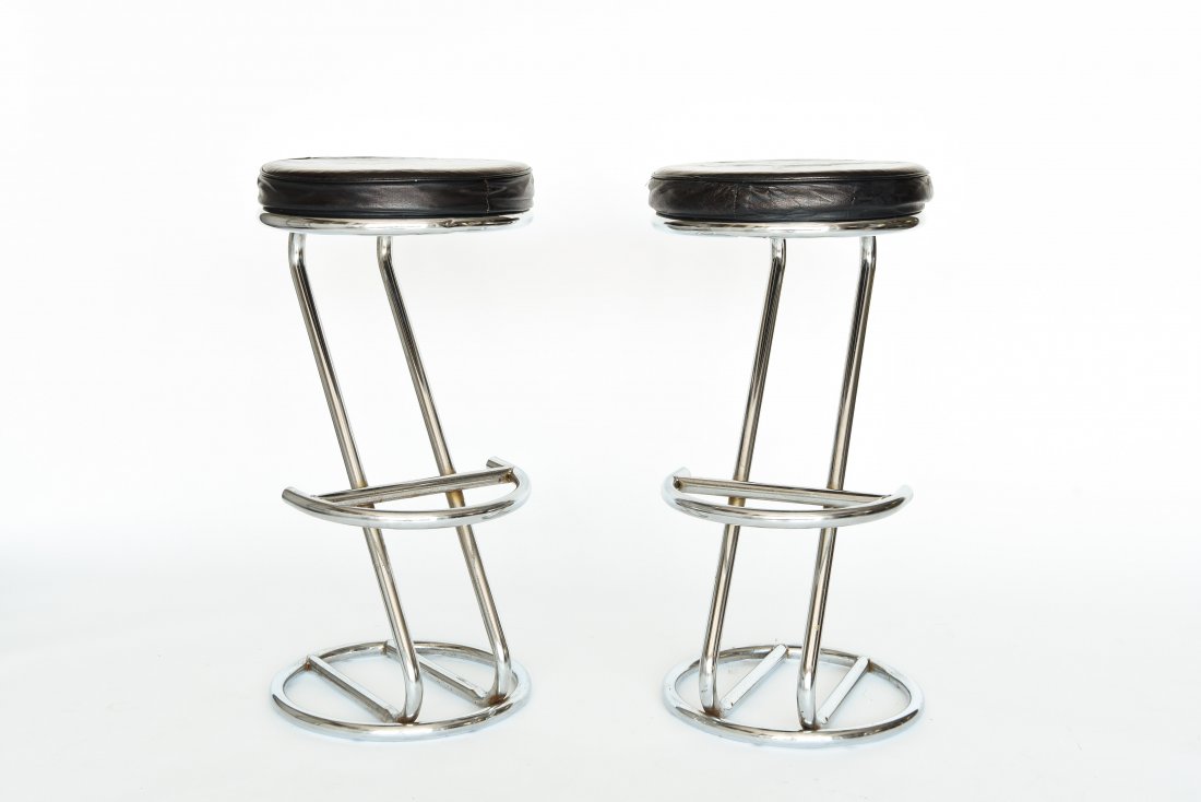 PAIR OF TUBULAR CHROME BAR STOOLS (1 of 8)