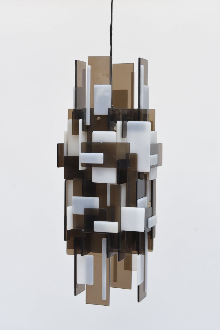 ABSTRACT STACKED PLEXIGLASS PENDANT CHANDELIER (1 of 6)