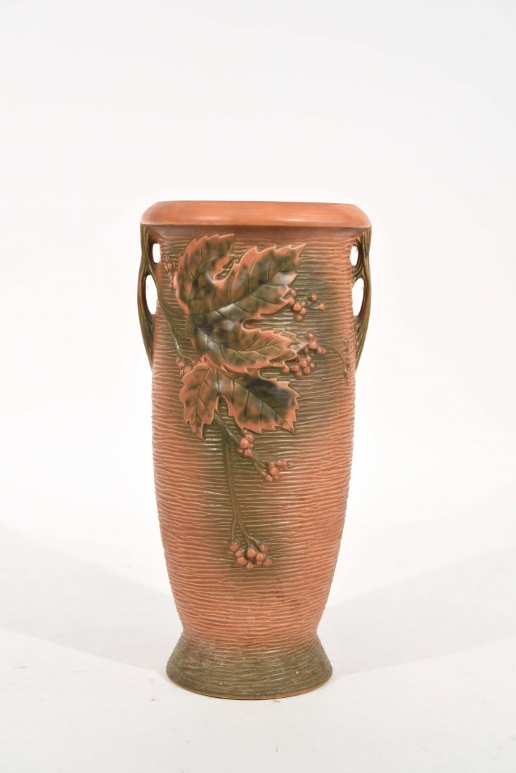 LARGE ROSEVILLE VASE (1 of 7)
