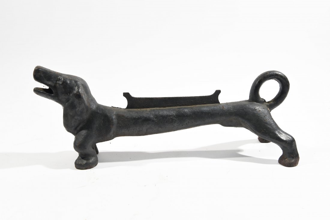 ANTIQUE IRON DOG BOOT SCRAPER (1 of 7)