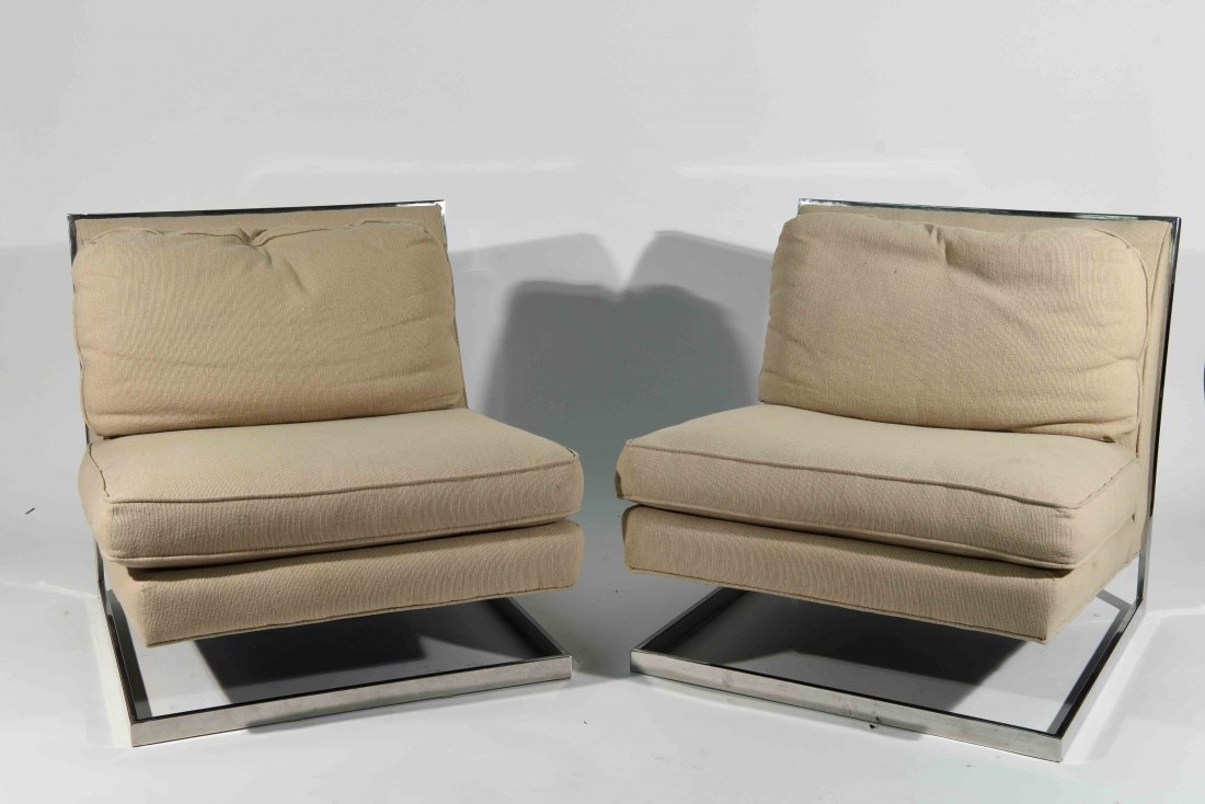 MILO BAUGHMAN THAYER COGGIN CANTILEVER LOUNGE: Dimensions: H 28"x W x 27.5" x 33" Condition: Light scratches to chrome base