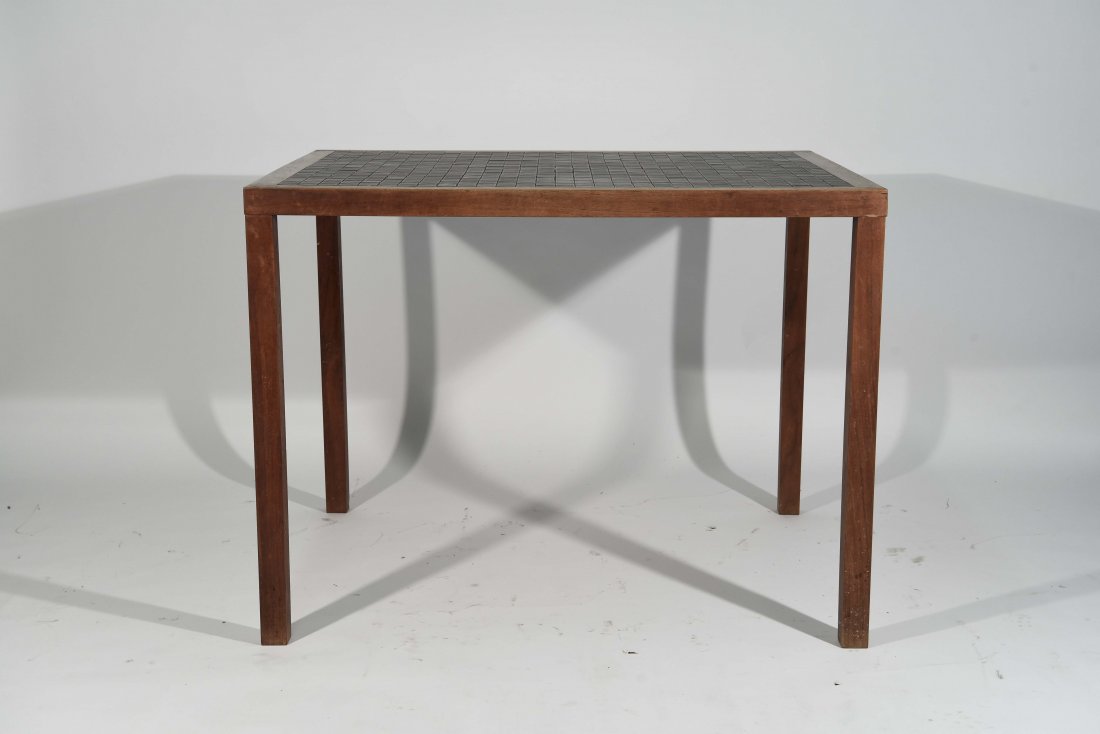 MID-CENTURY MARTZ TABLE: Dimensions: H 29.75" x W 39.75" x D 32.25" Condition: Marks throughout, fading to table top