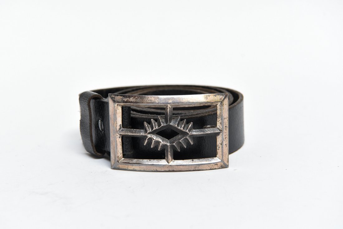 STERLING SILVER NATIVE AMERICAN BELT BUCKLE (1 of 6)