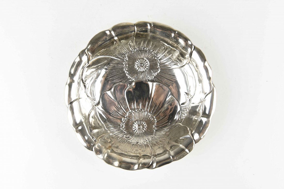 WALLACE STERLING SILVER FLOWER BOWL (1 of 6)