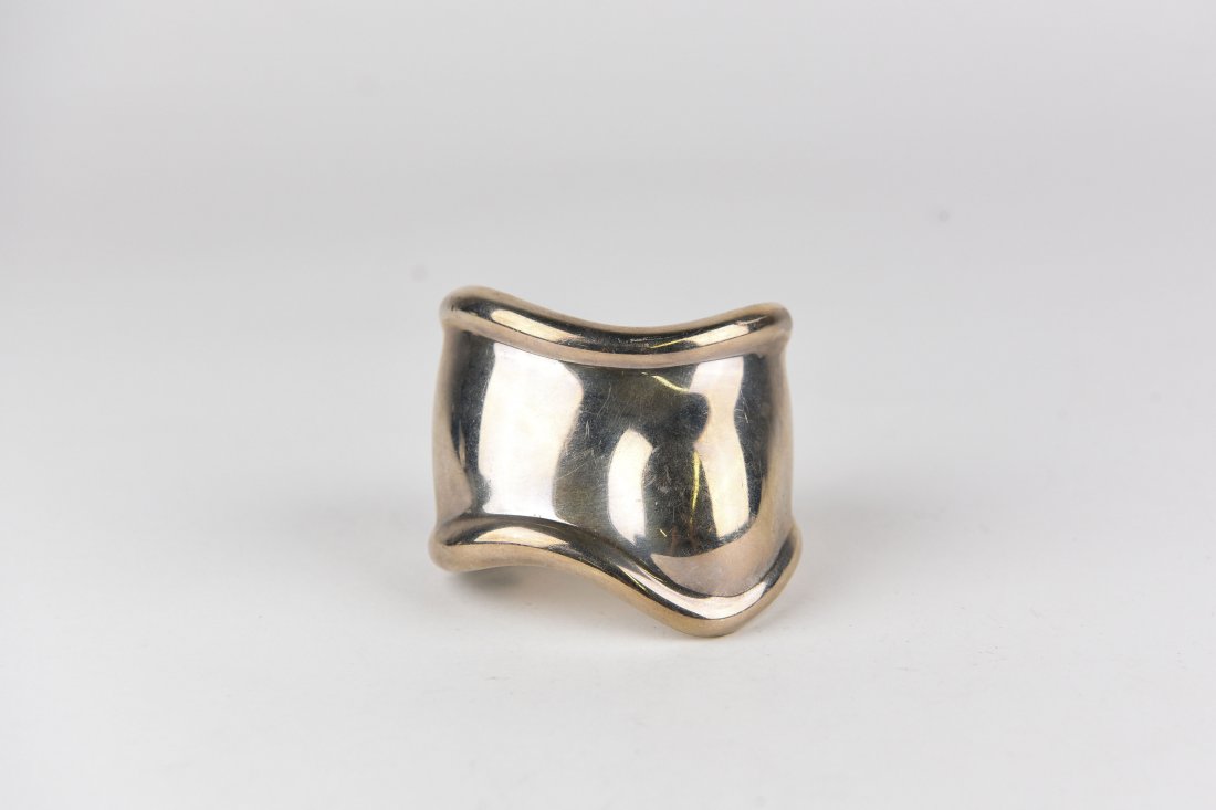 ELSA PERETTI STERLING SILVER BANGLE (1 of 6)