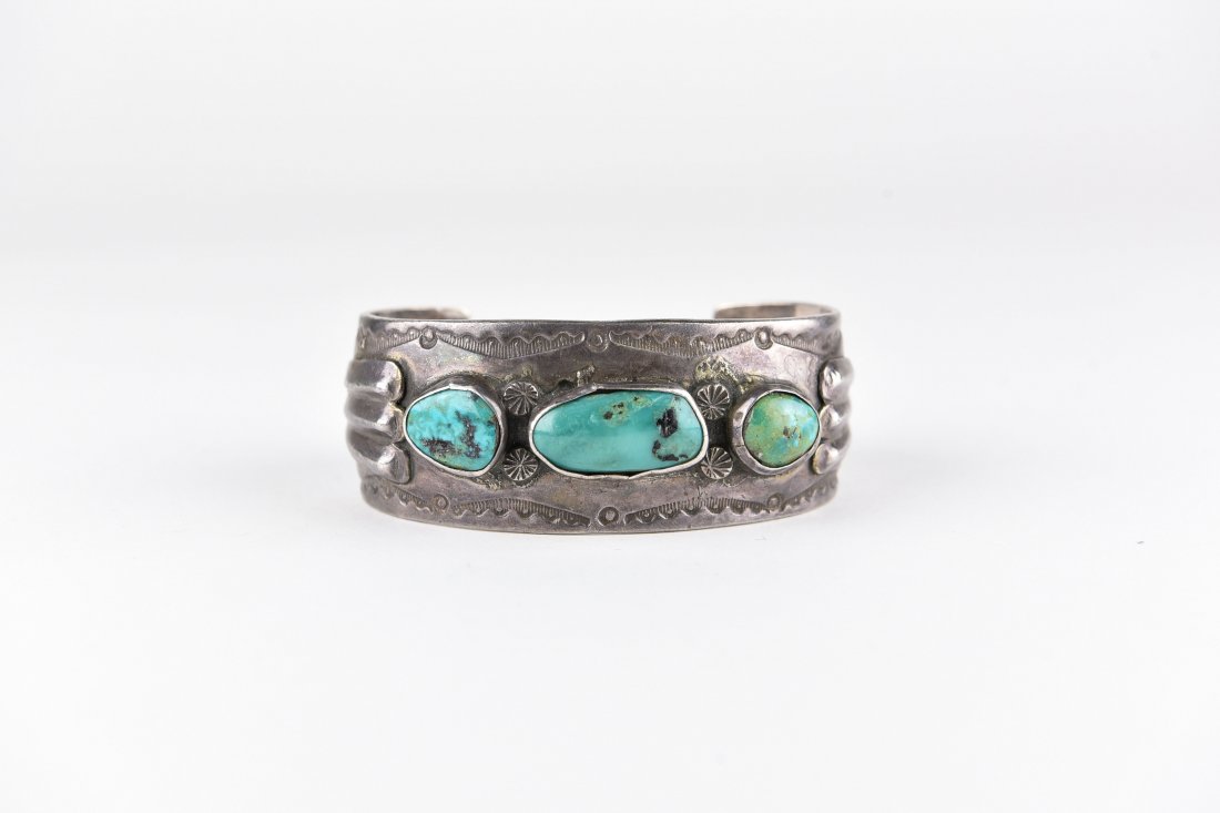 NAVAJO STERLING & TURQUOISE BRACELET 3 (1 of 6)