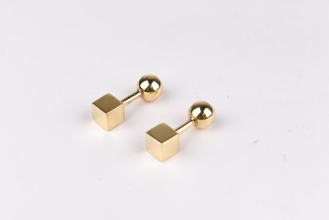 TIFFANY 14K GOLD CUFFLINKS (1 of 3)