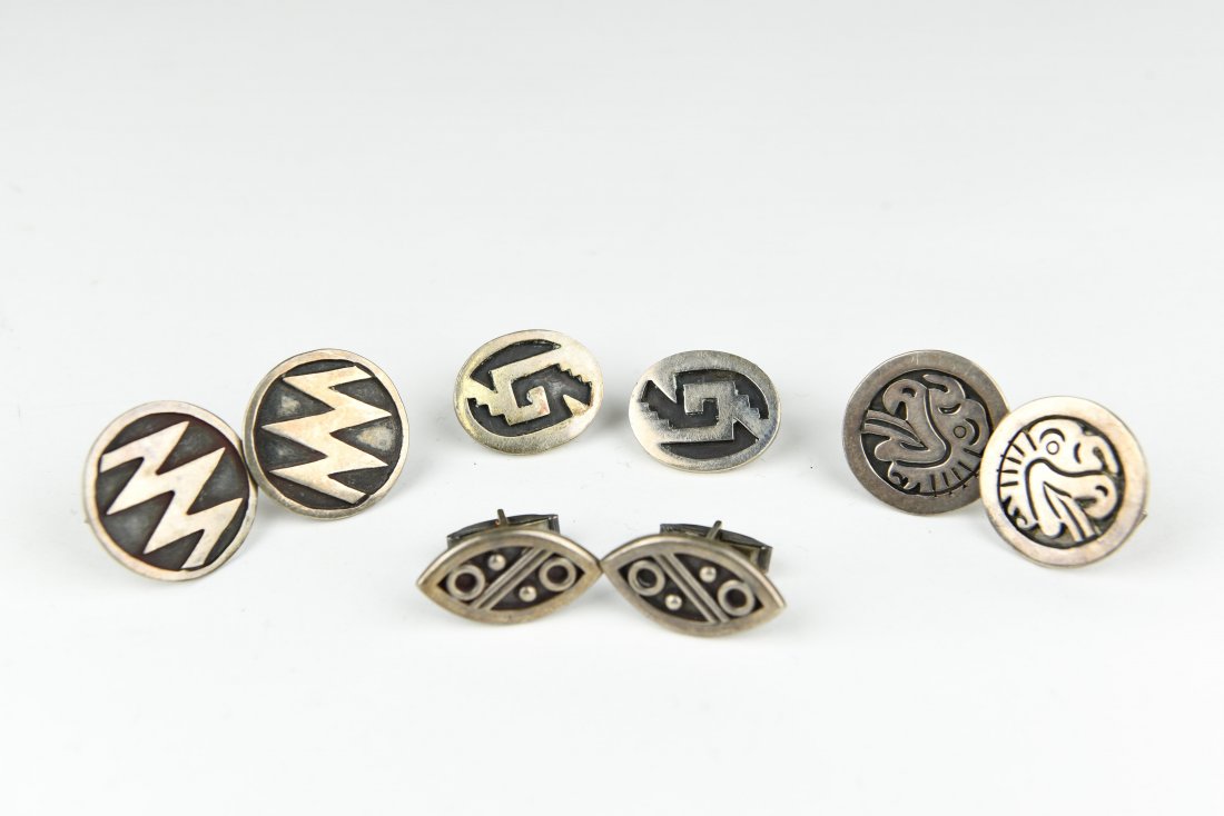 (4) PAIR MODERNIST MEXICAN SILVER CUFFLINKS (1 of 8)