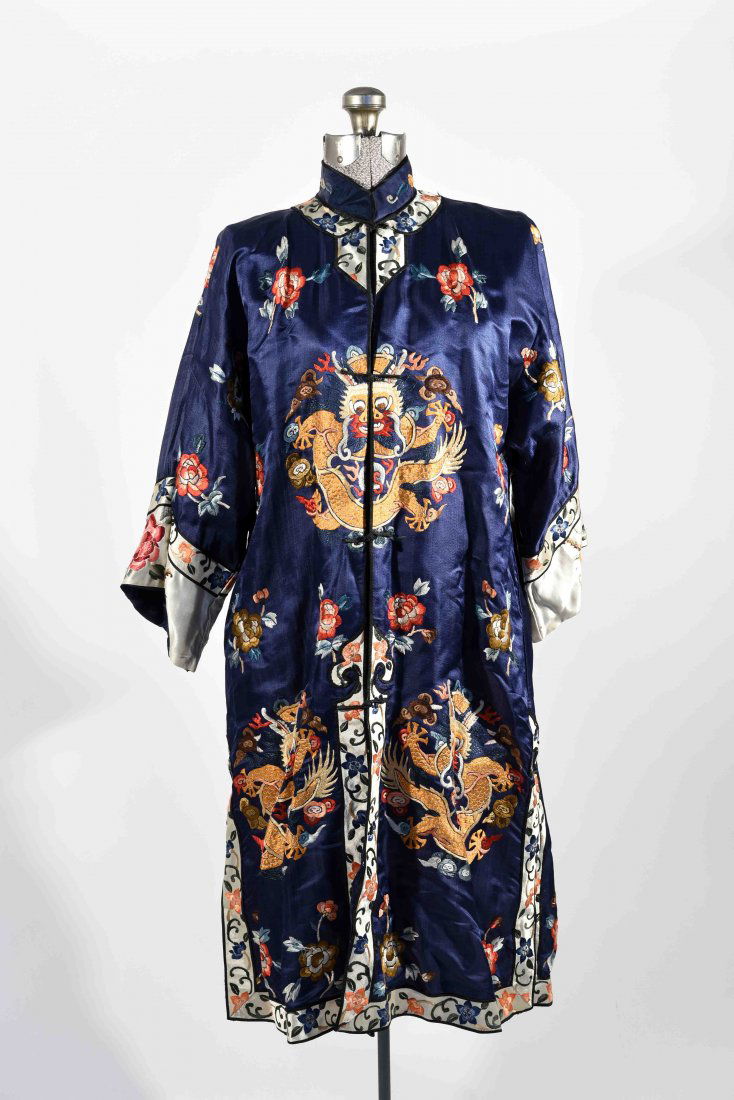 CHINESE SILK DRAGON ROBE (1 of 9)