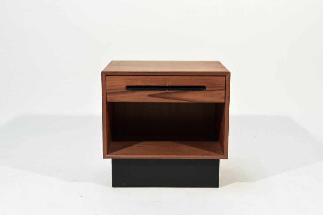 WESTNOFA NIGHTSTAND: Dimensions: H 20" x W 20.25" x D15.5"; Condition: Small light surface scratch. Few dings and scratches to legs.