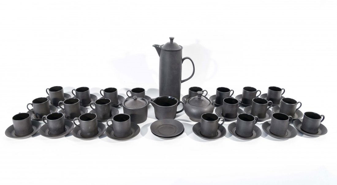 WEDGEWOOD TEA SET (1 of 10)