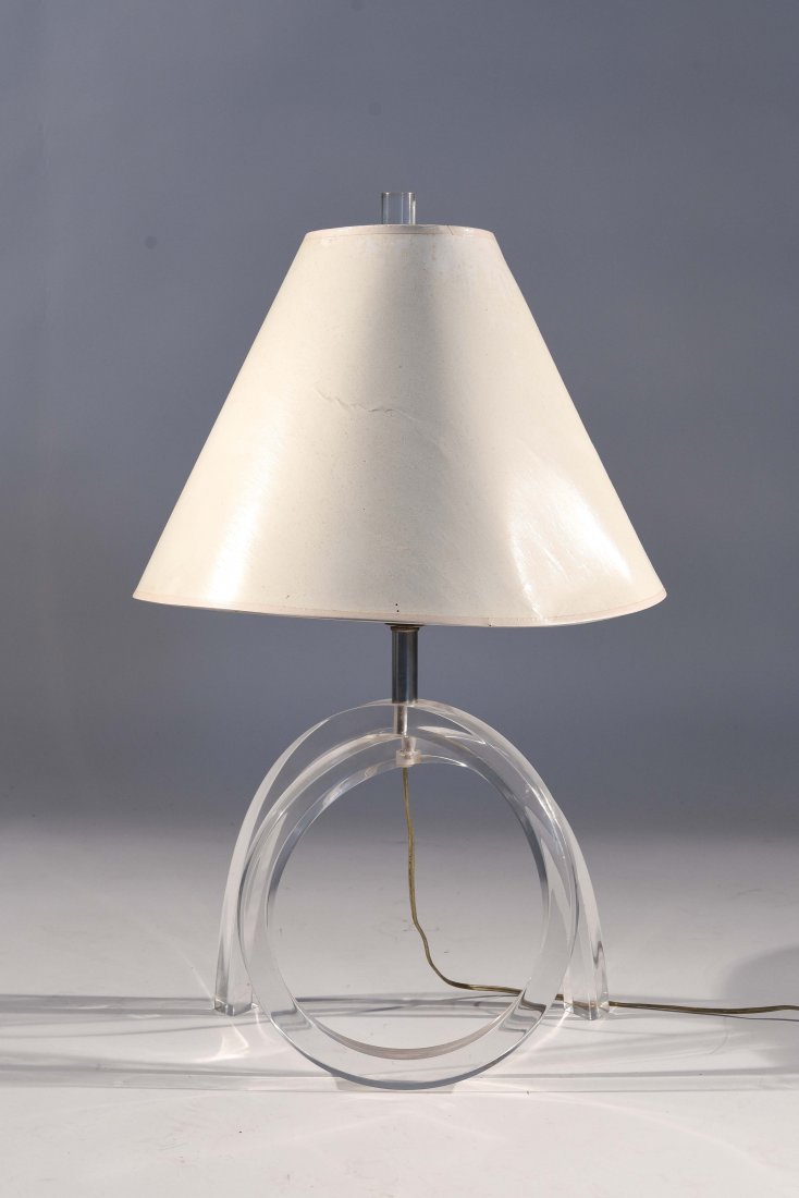DOROTHY THORPE LUCITE PRETZEL LAMP (1 of 9)
