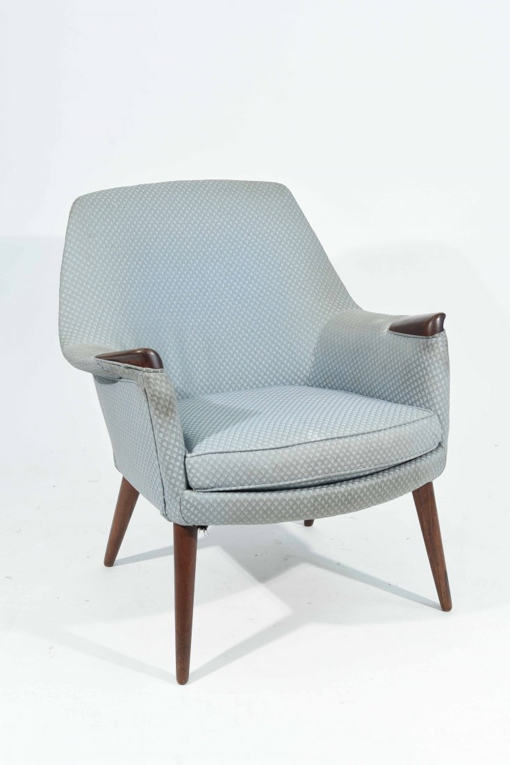 GERHARD BERG LK HJELLE NORWAY MAMA BEAR CHAIR: Dimensions: H 32" x W 29" x D 25"; Condition: Some wear from use and light soiling. Few dings and scratches to wood.