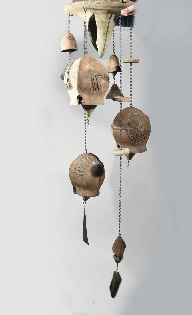 CERAMIC PAOLO SOLERI WIND CHIMES (1 of 10)