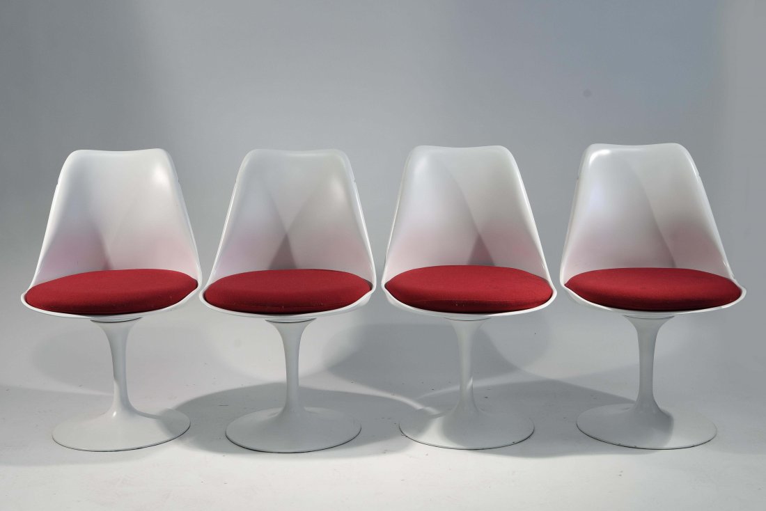 (4) SAARINEN TULIP CHAIRS (1 of 10)