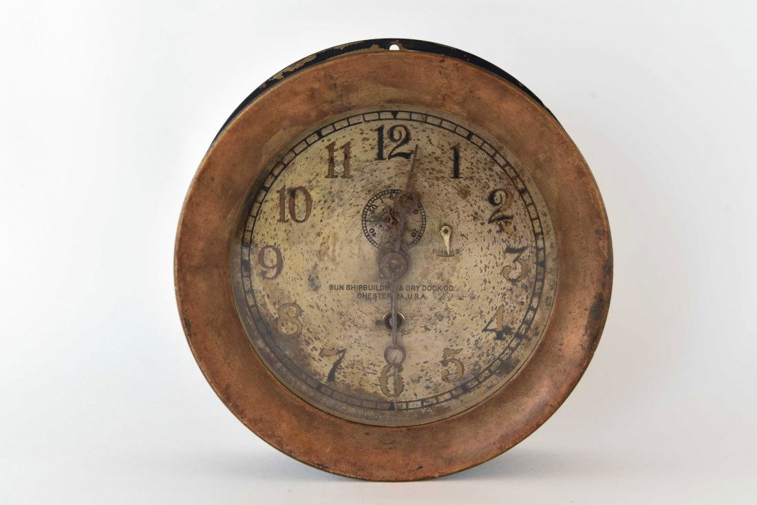 SUN SHIP BUILDING & DRY DOCK SHIPS CLOCK (1 of 5)