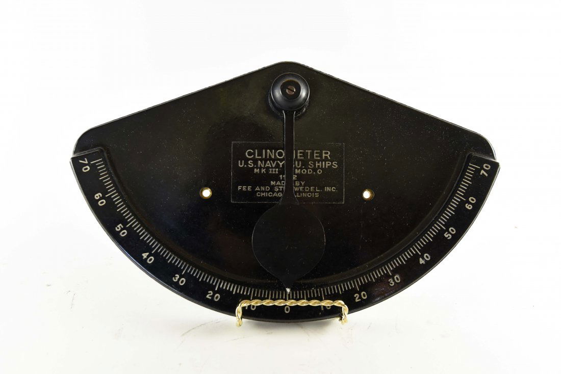 1942 US NAVY CLINOMETER (1 of 5)