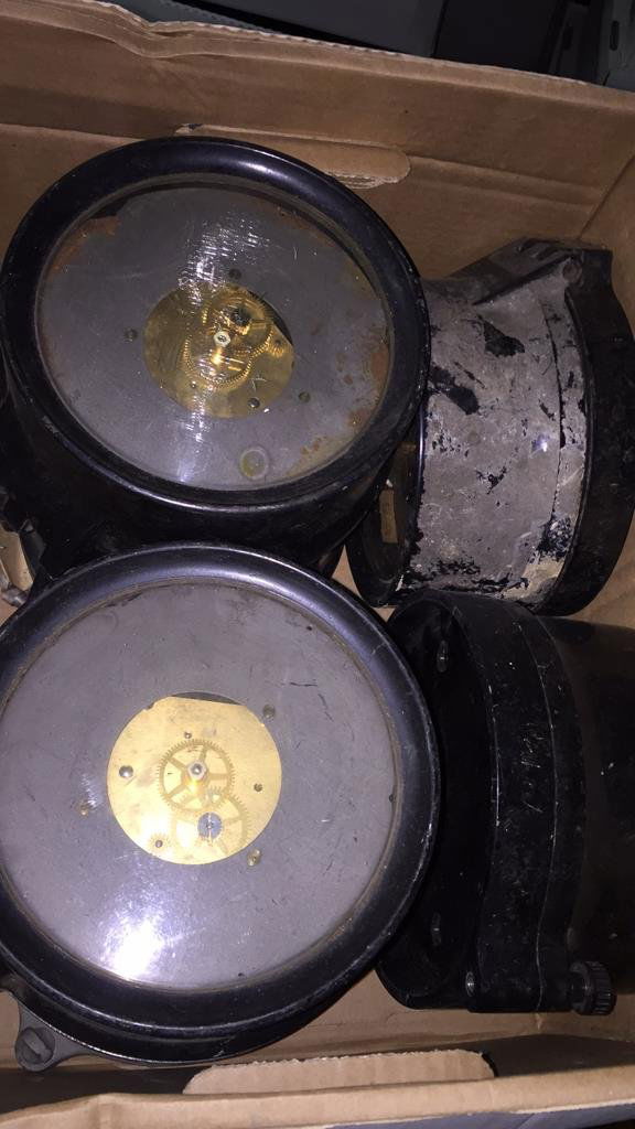 US NAVY SHIPS CLOCKS W/ MOVEMENTS (1 of 4)