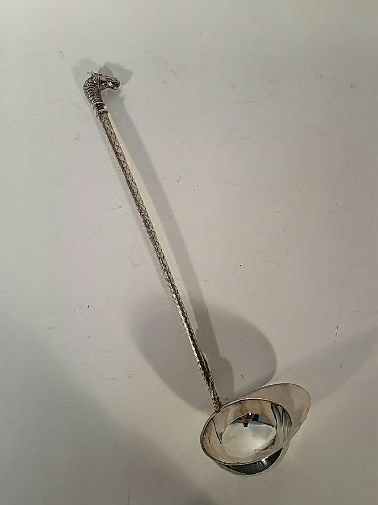 EQUESTRIAN SILVER PLATE RIDING CROP HELMUT LADLE (1 of 3)