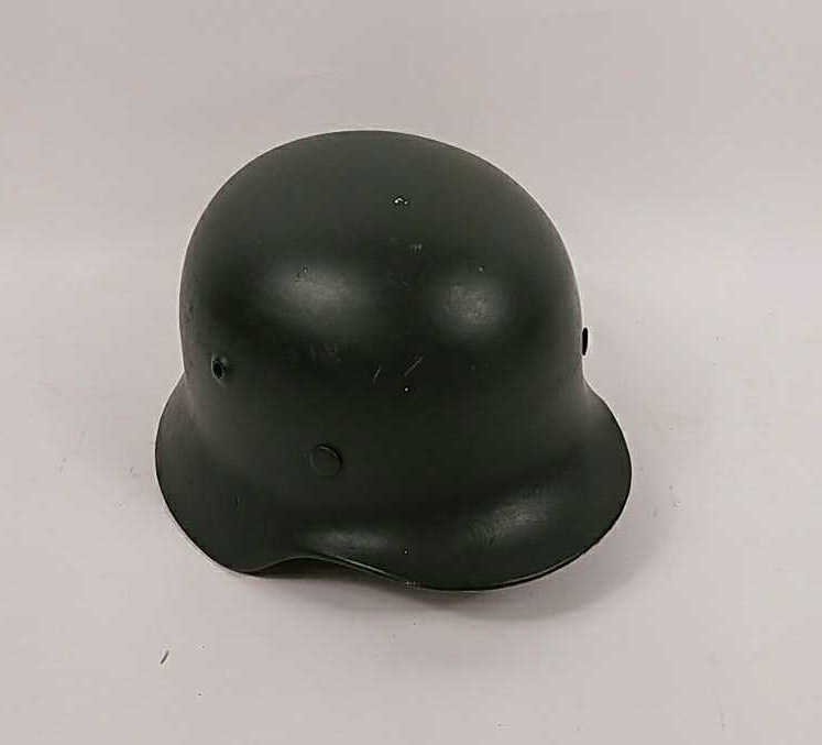 WWII ARMY HELMET (1 of 7)