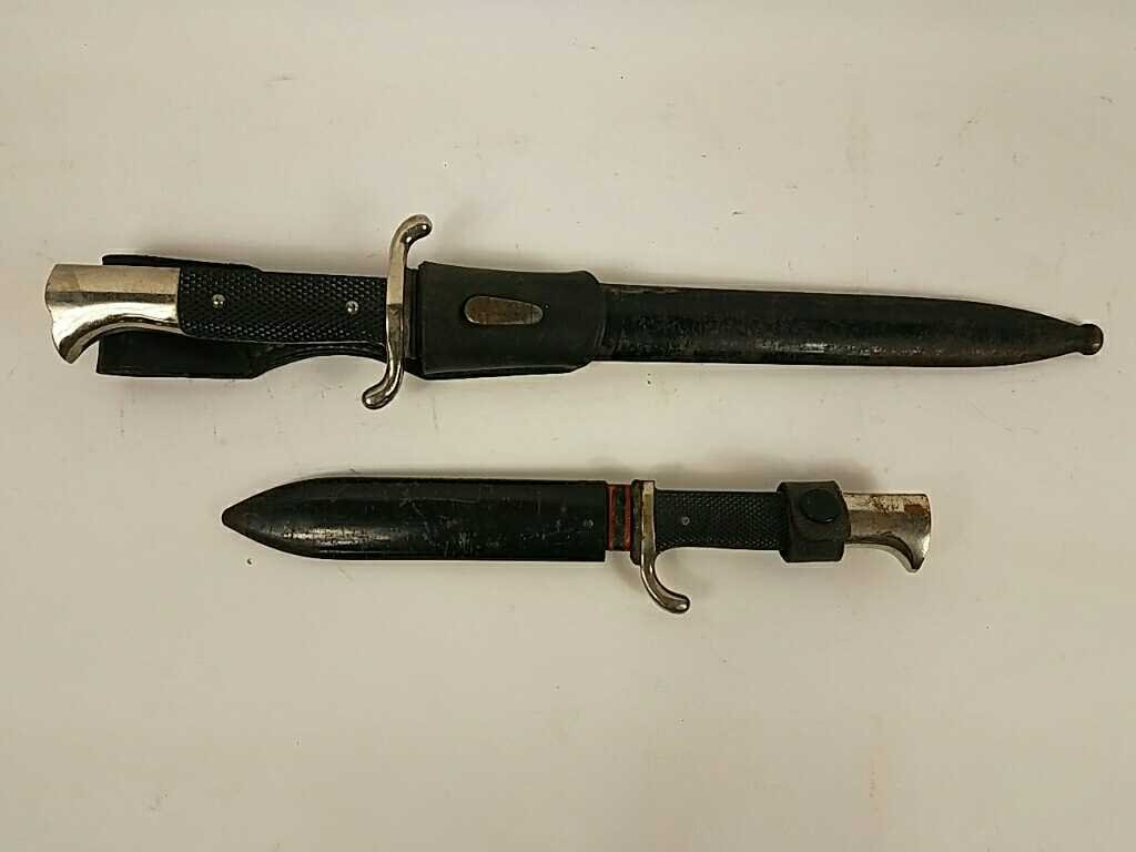 (2) SOLINGEN KNIVES DAGGERS (1 of 10)