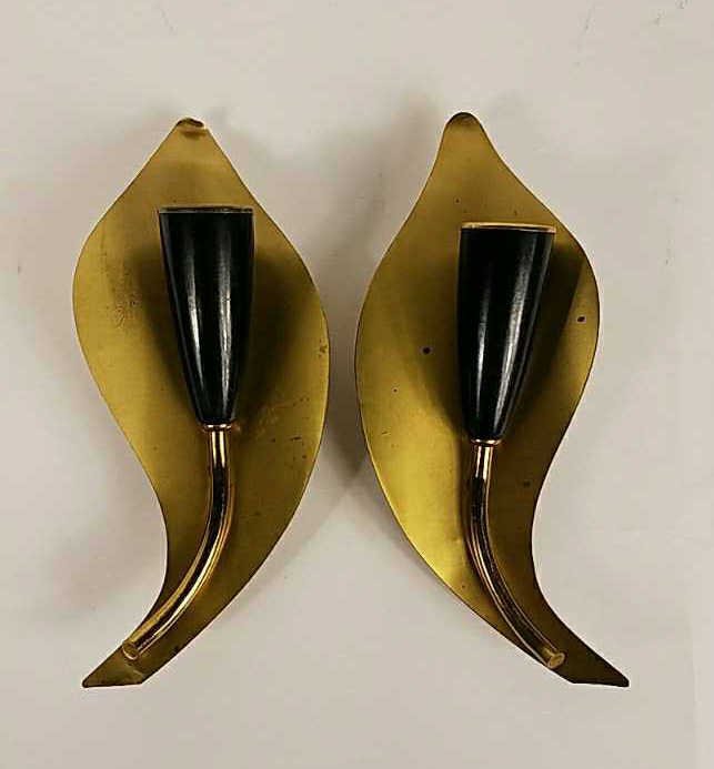 PAIR OF SMALL ART DECO CALLA LILY WALL SCONCES (1 of 2)