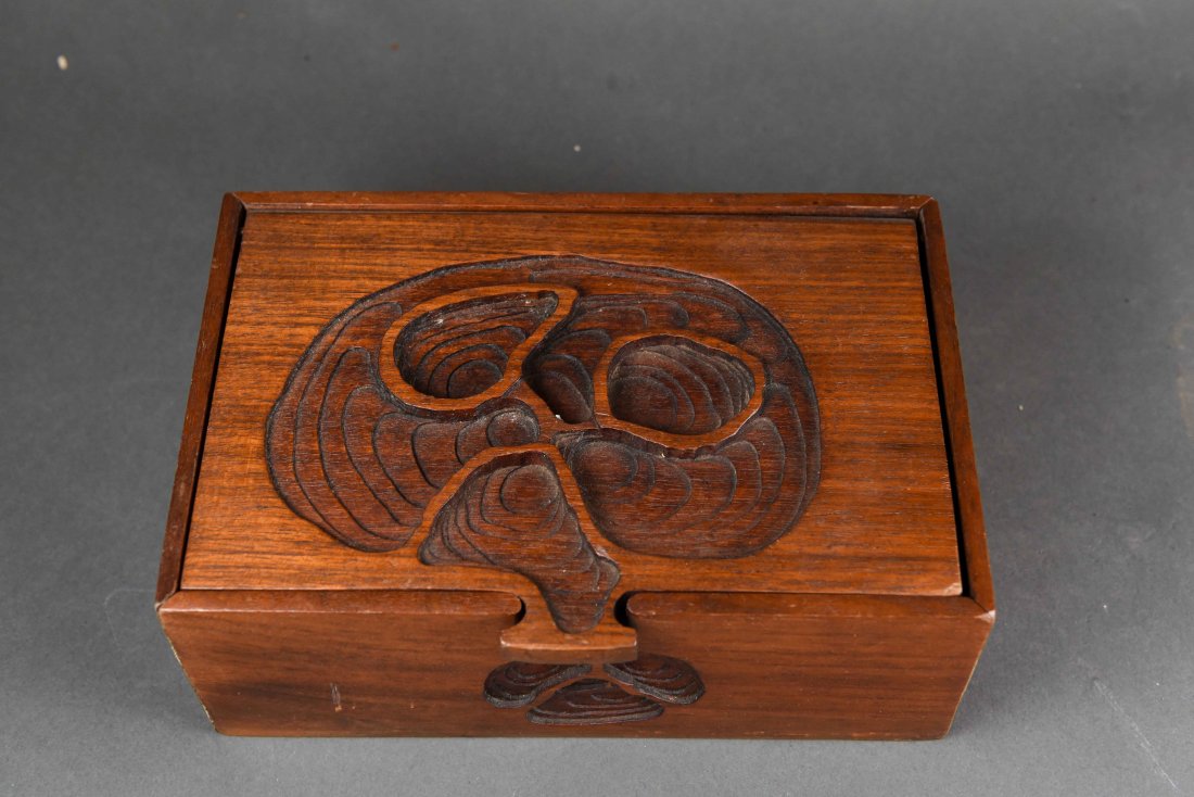 AMERICAN MODERNIST CRAFT BOX (1 of 7)