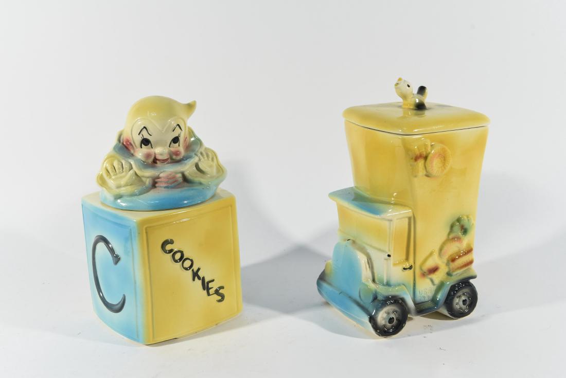 (2) COOKIE JARS (1 of 11)
