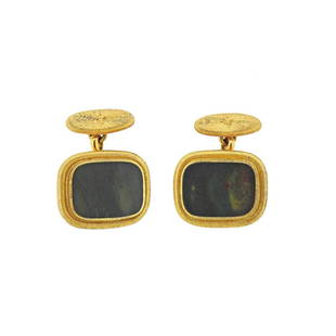 Mario Buccellati Bloodstone Gold Cufflinks: Pair of 18k gold cufflinks by Mario Buccellati, set with bloodstone. Each top is 21mm x 16mm. Marked: Mario Buccellati, 750. Weight - 14.9 grams.