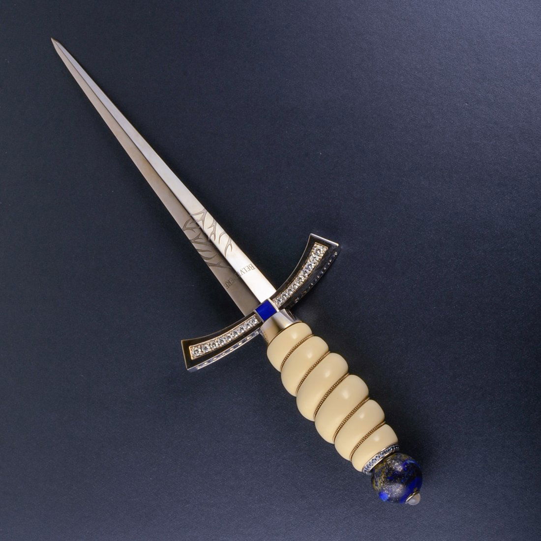 A Very Unique Bejeweled Dagger Named "Jagger Dagg Nov 29, 2012 SAJ