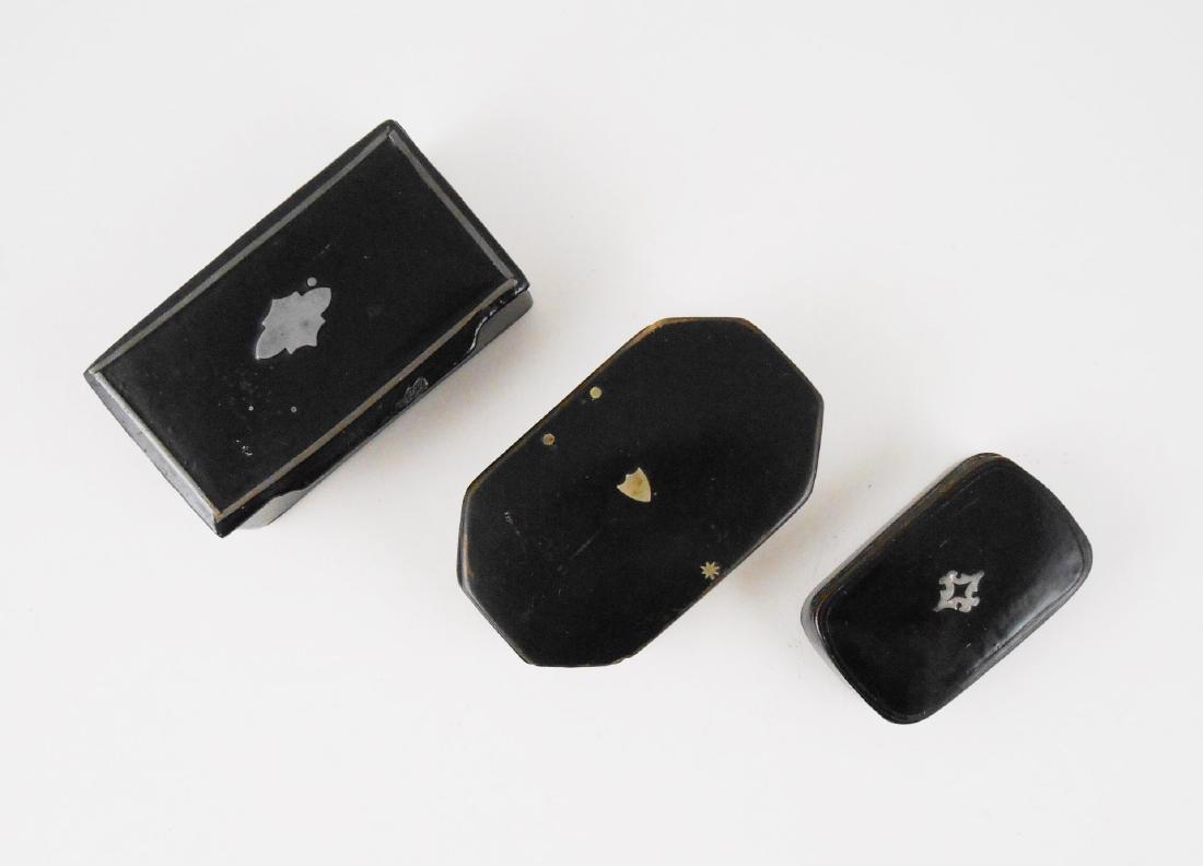 Group Of Three Antique Snuff Boxes (1 of 2)