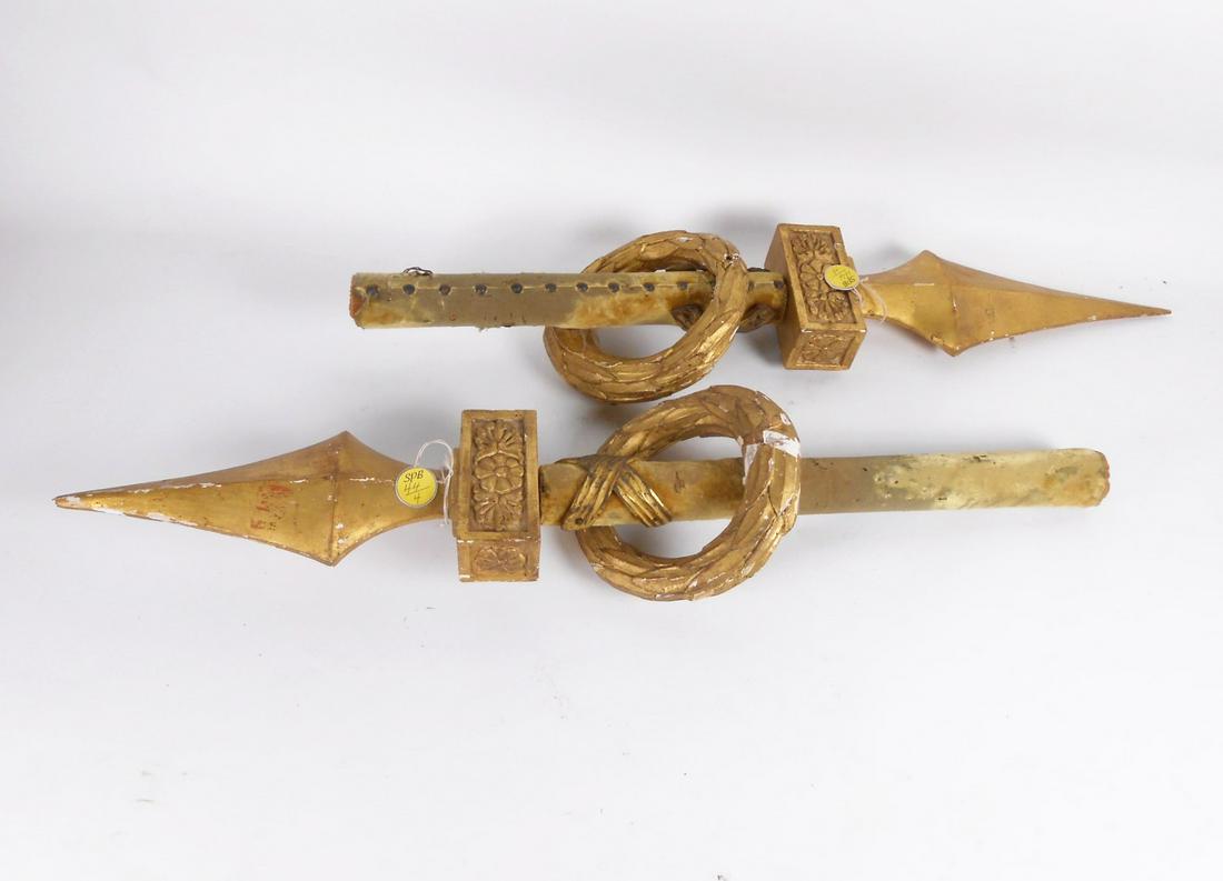 Antique Spear-Head-Form Curtain Rod Finials: Pair of carved giltwood spear-head-form curtain rod finials, Italian, circa late 18th century. Longest measures 25 inches. Provenance: Possibly Sotheby Parke Bernet Galleries, New York