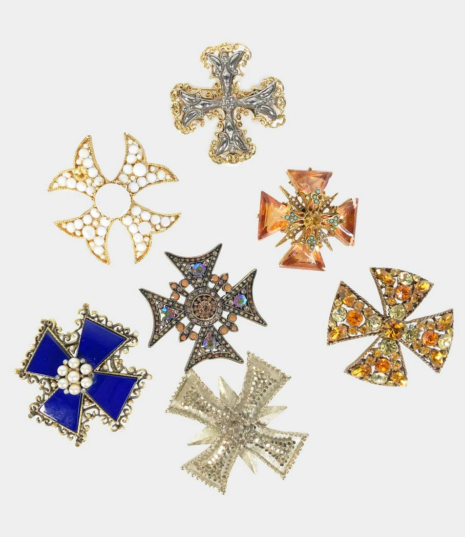 Group Of Vintage Maltese Cross Fashion Pins (1 of 2)