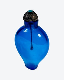 Chinese Blue Glass Snuff Bottle