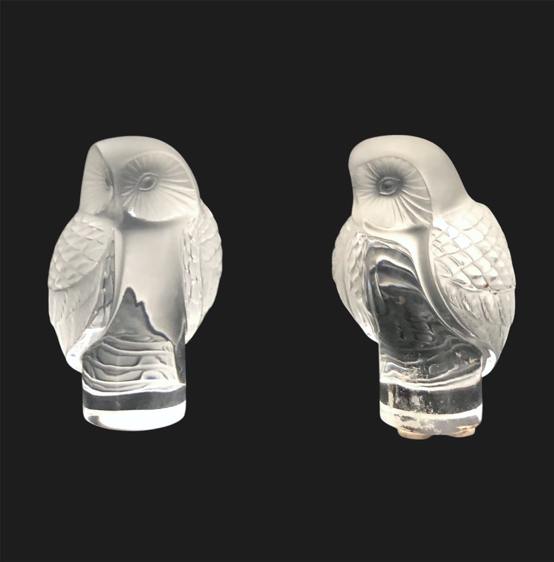 Pair Of Lalique Crystal Owls: Pair of clear and frosted Lalique crystal owls, signed, circa late 20th century. Very good condition; no chips or damage noted. Dimensions: H. 3 1/2 inches W. 2 1/4 inches D. 2 1/4 inches