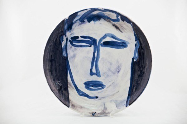 Luigi Benzoni (b. 1956) Ceramic Plate: Male portrait. Signed and dated. Diameter 12 5/8 inches. Excellent condition.