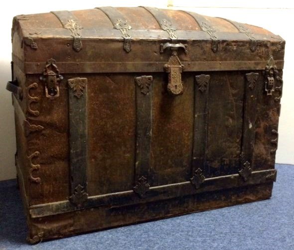 Antique Dome-Top Steamer Trunk: Nice domed-top antique steamer trunk. W. 36 1/2 inches. H. 28 inches. D. 19 1/2 inches. Provenance: From the estate of James Rorimer, former director of the Metropolitan Museum of Art, New York, throu