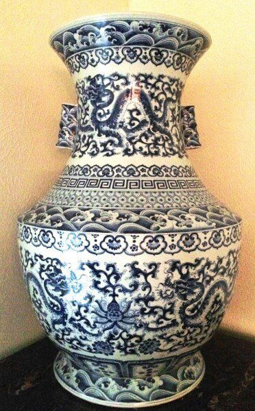 Chinese Blue & White Vase, Qing Dynasty (1 of 2)