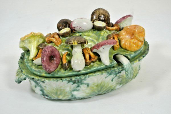 Majolica Tureen, Circa 1930 (1 of 3)