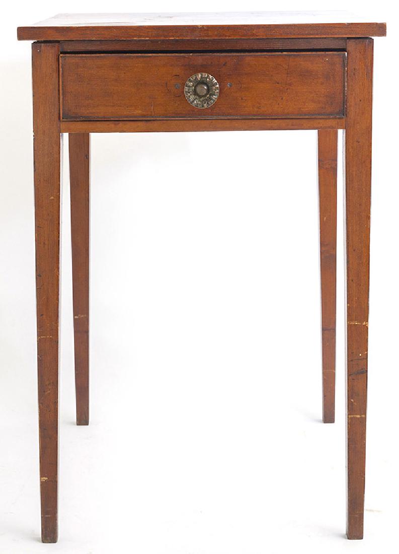 Hepplewhite Cherry Stand (1 of 10)