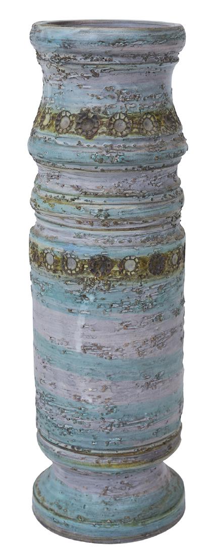 Aldo Londi/ Bitossi Vase: Ceramic vase. Great form, 1960's. Raymor. Original manufacturer's label to underside. 4 dia. x 12 1/4h.