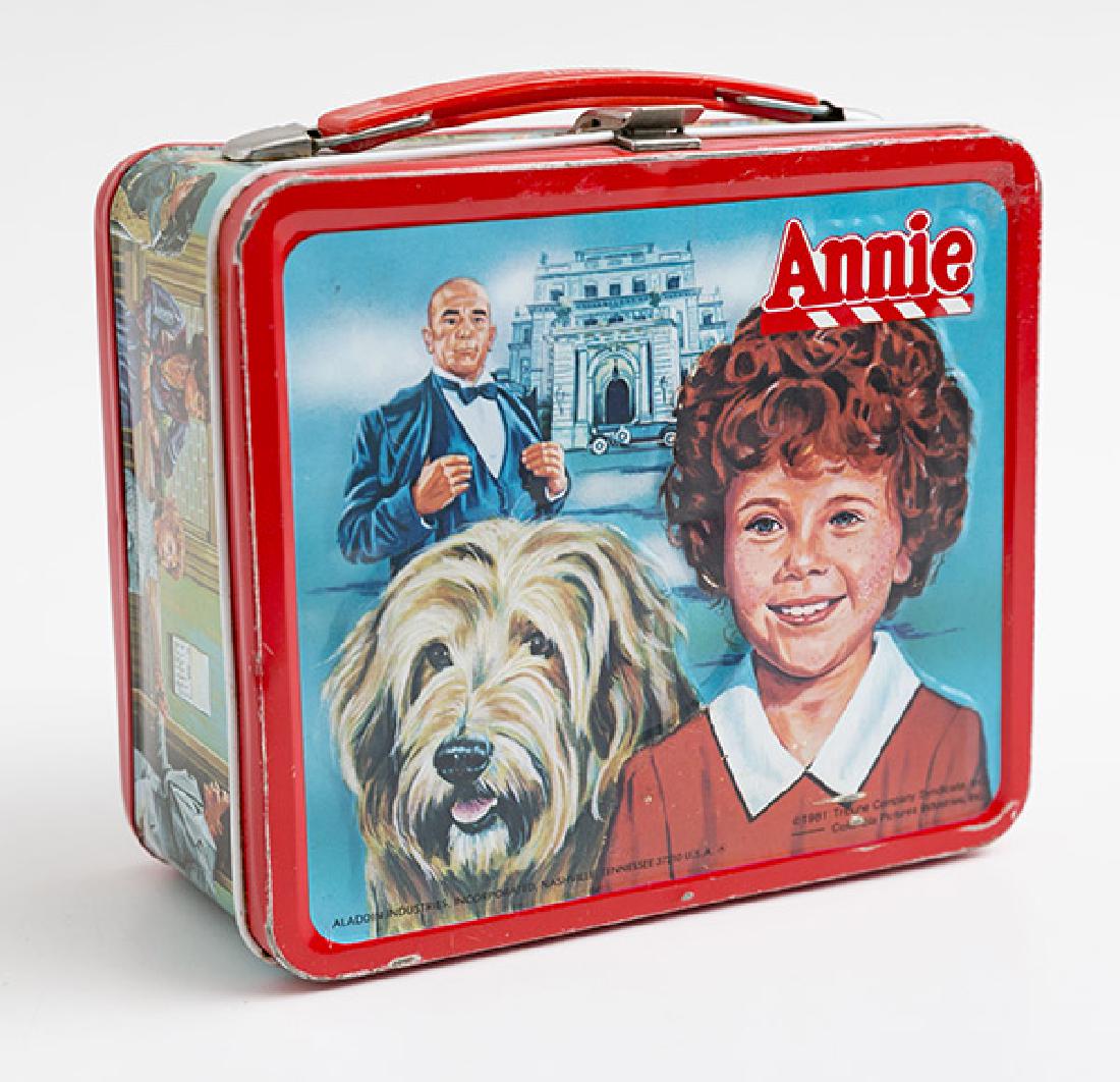Annie Vintage Lunchbox (1 of 9)