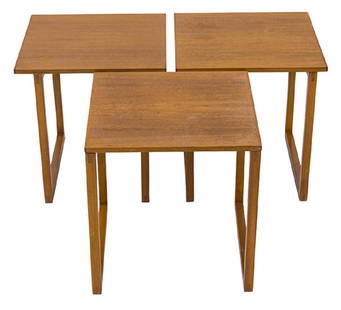 Kai Kristiansen Nesting Cube Tables: Nesting tables, set of three. Vildbjerg Mobelfrabrik, Denmark. 15 1/4w x 15 1/4d x 16h.