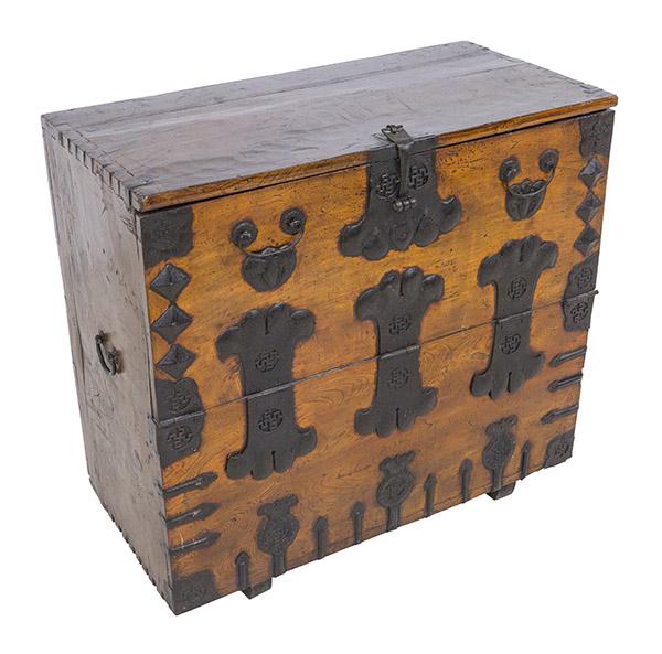 Asian Late 18th Century Tansu (1 of 20)