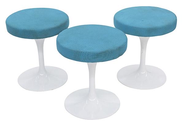 Eero Saarinen Tulip Stools (1 of 8)