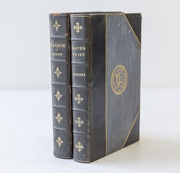Two leather Oliver Twist, Ivanhoe: 1930 twelve illustrations